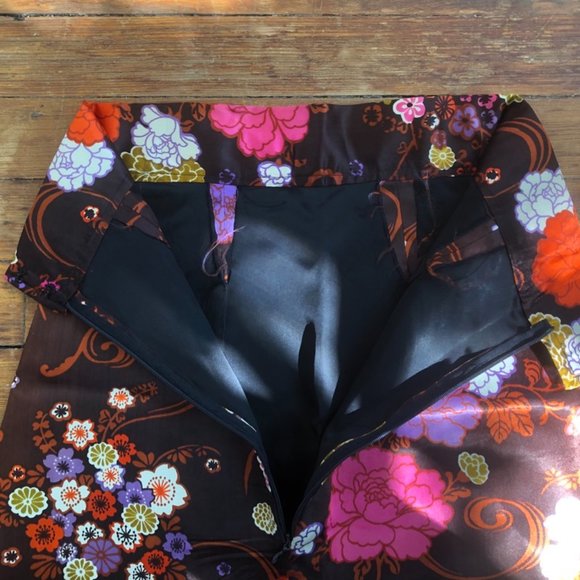 Stunning floral full-length skirt - Picture 5 of 11